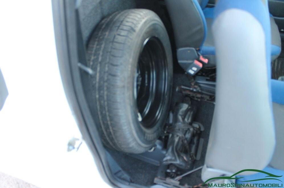FIAT Strada 1.9 JTD Pick-up Fiorino