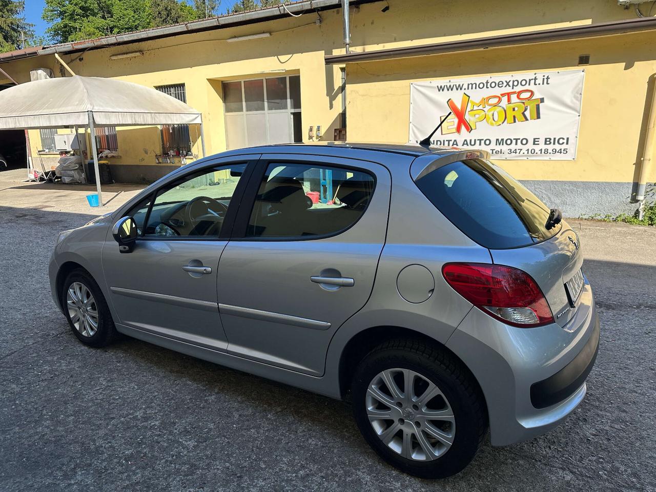 Peugeot 207 1.4 8V 75CV 5p.