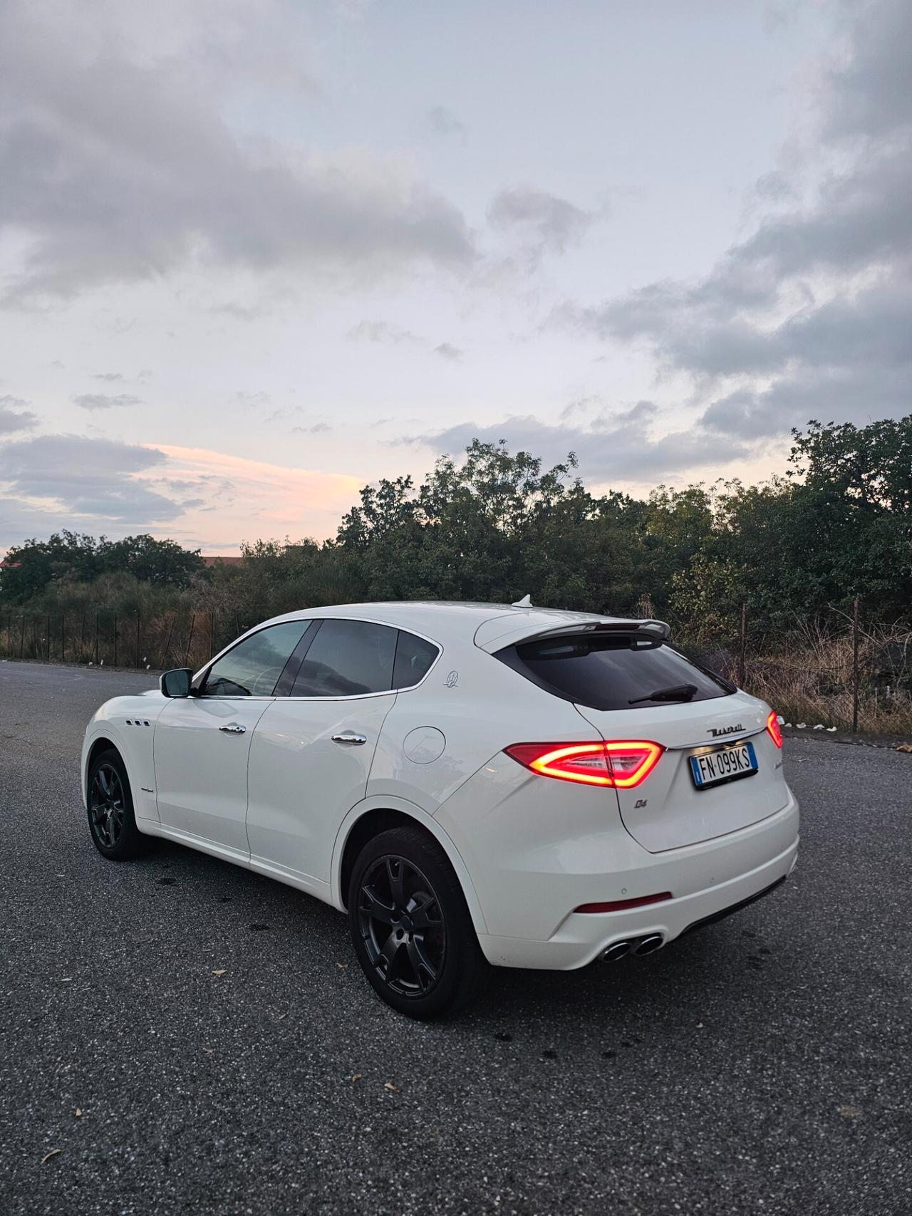 Maserati Levante V6 Diesel 275 CV AWD Gransport