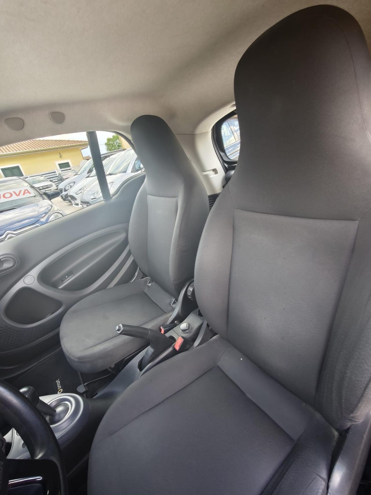 Smart ForTwo 70 1.0 twinamic Youngster garantita 12 mesi