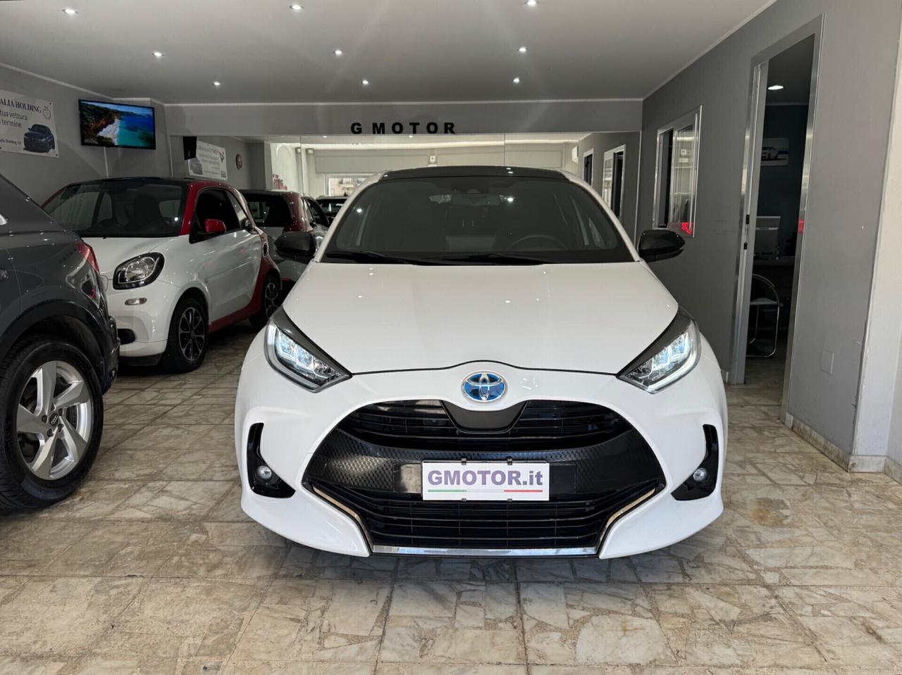 Toyota Yaris 1.5 Hybrid Lounge Aziendale
