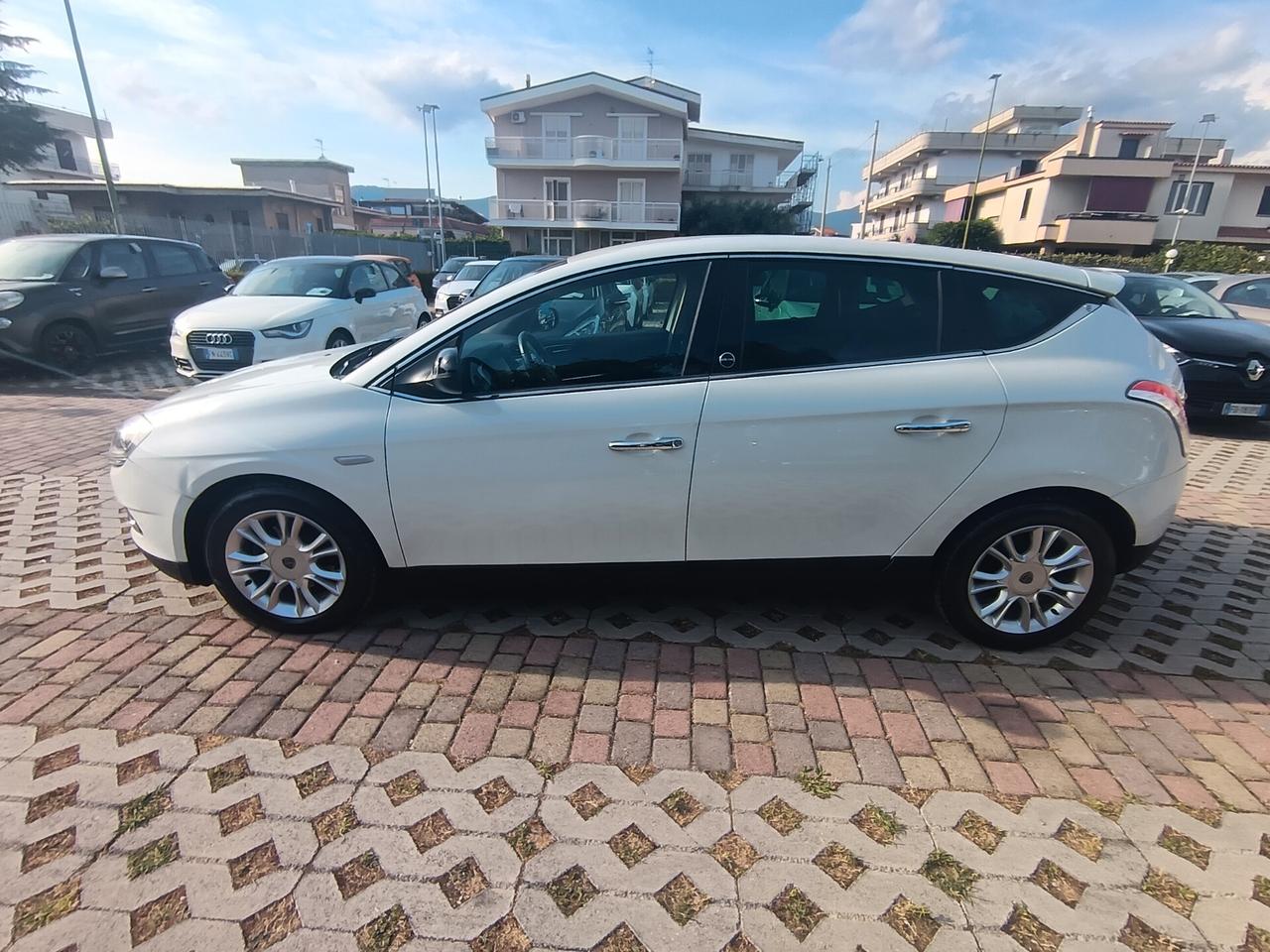 Lancia Delta 1.4 T-Jet 120 CV Silver Ecochic GPL