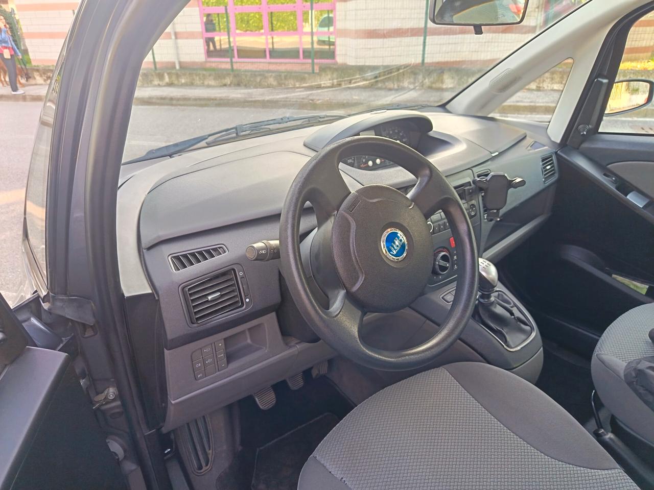 Fiat Idea 1.2 16V BlackLabel