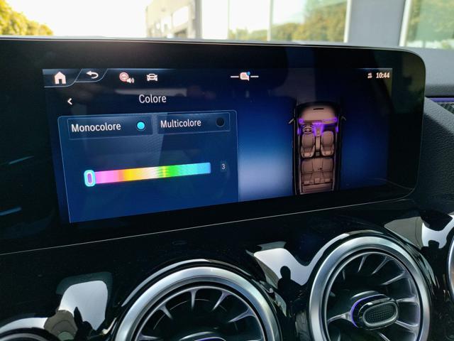 MERCEDES-BENZ B 200 d Automatic AMG Line Premium
