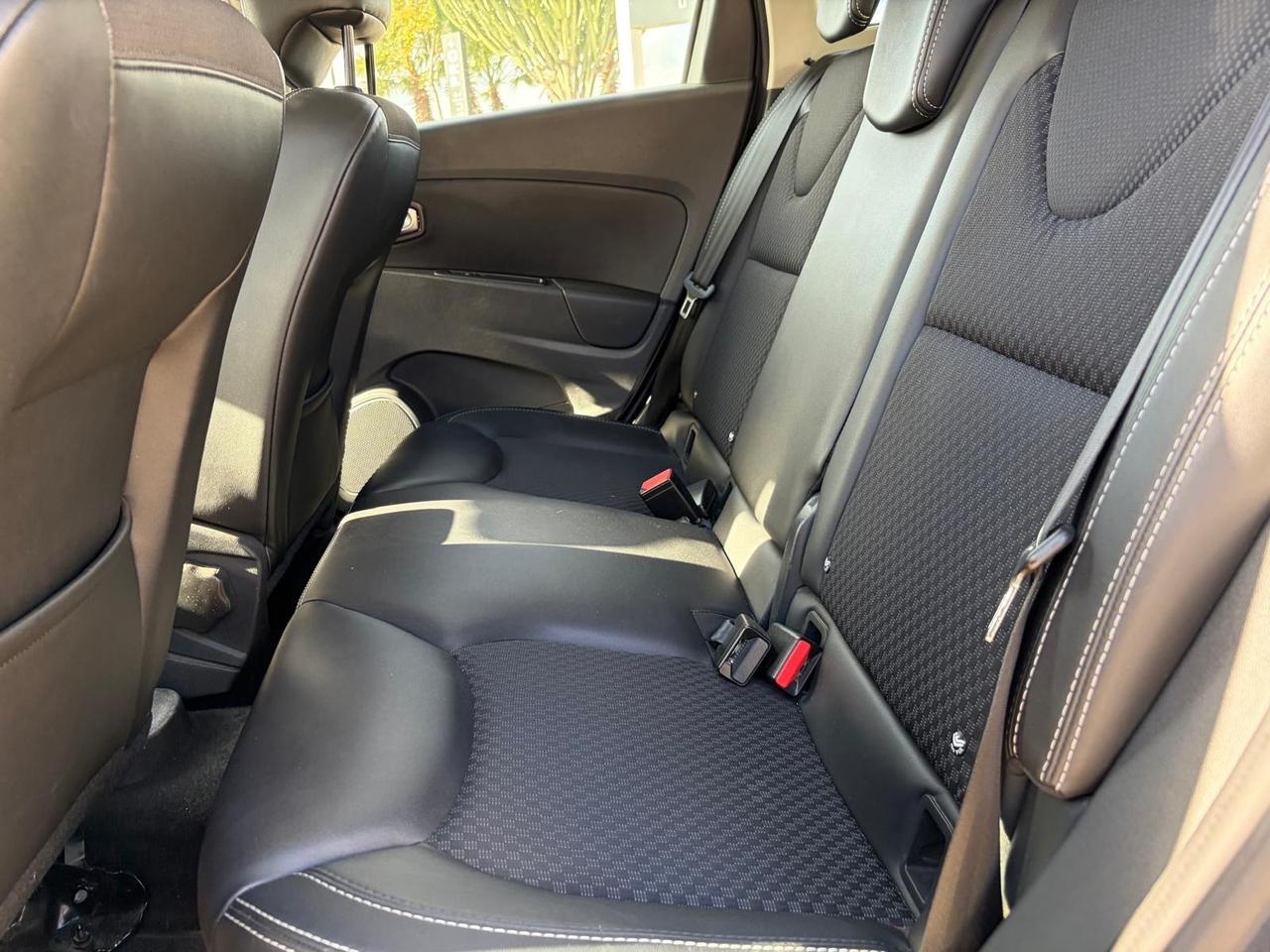 Renault Clio Sporter dCi 90CV Moschino Intens