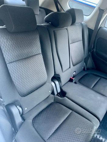 MITSUBISHI Outlander 2.2 DI-D 4WD Instyle AUT.