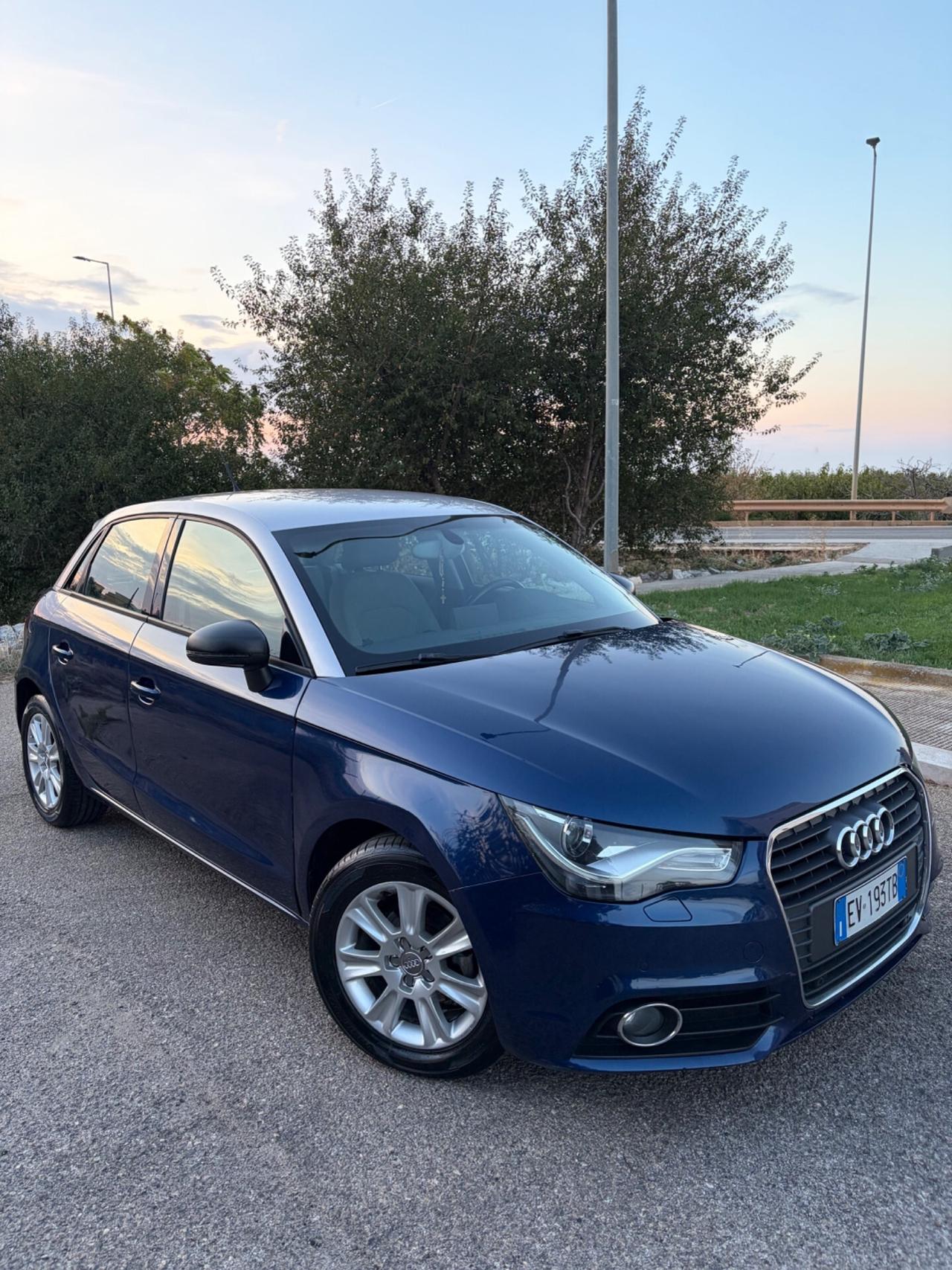 Audi A1 1.6 TDI S tronic line edition plus
