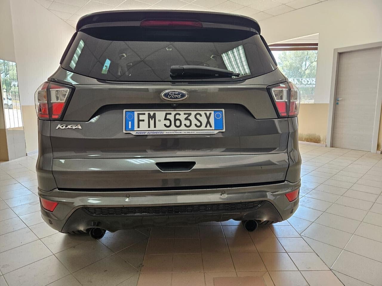 Ford Kuga 1.5 TDCI 120 CV S&S 2WD ST-Line