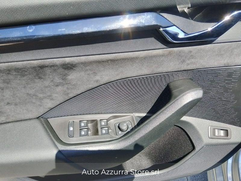 Škoda Octavia RS 2.0 TSI DSG 180kW | IVA, 19", DCC