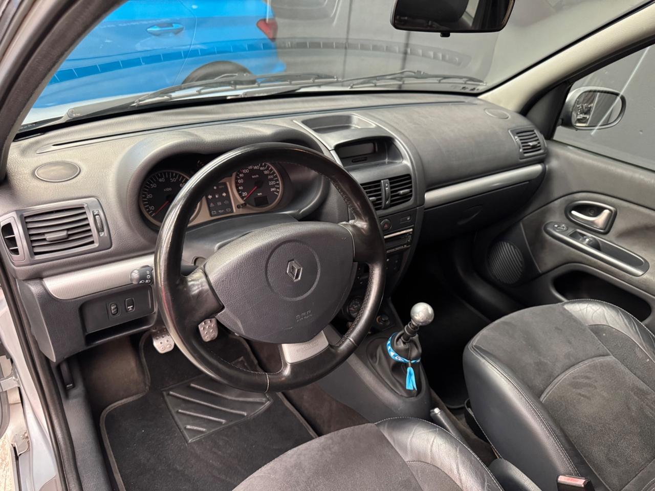 Renault Clio 2.0 16V cat 3 porte Sport