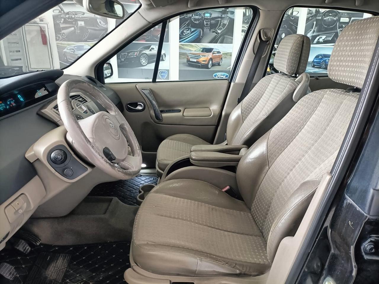 Renault Scenic Grand Scénic 1.9 dCi Luxe Dynamique 04/2004