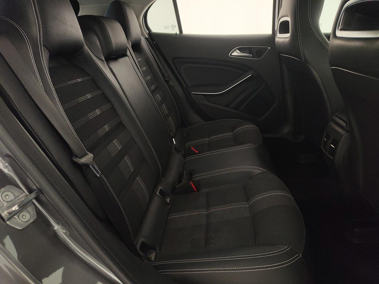 Mercedes-Benz GLA 200 Sport auto