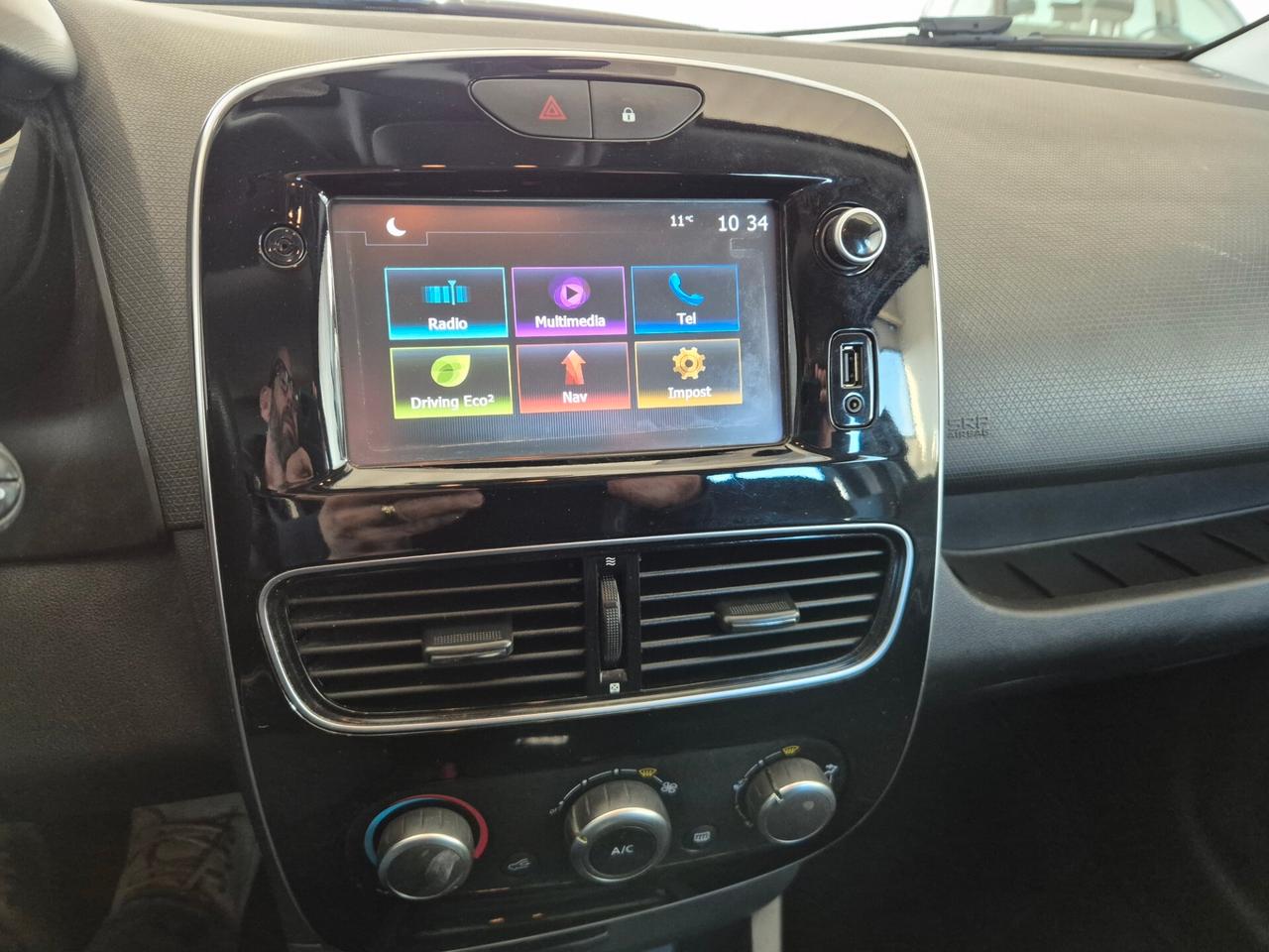 Renault Clio 1.2 75 CV 5 porte Duel