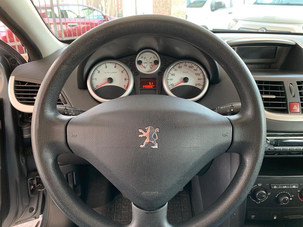 Peugeot 207 1.4 GPL per neopatentati