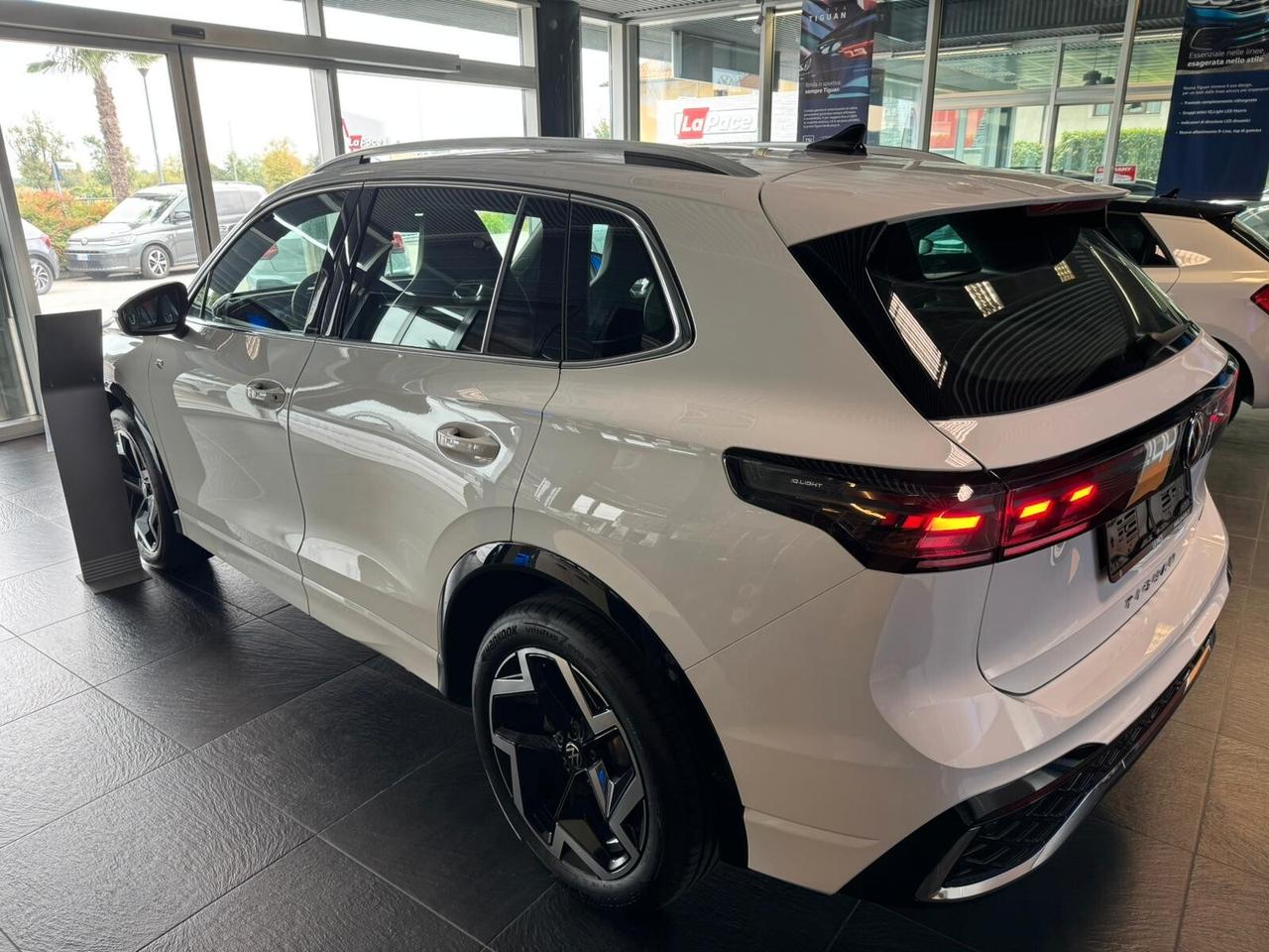 Volkswagen Tiguan 1.5 eTSI 150 CV ACT DSG R-Line
