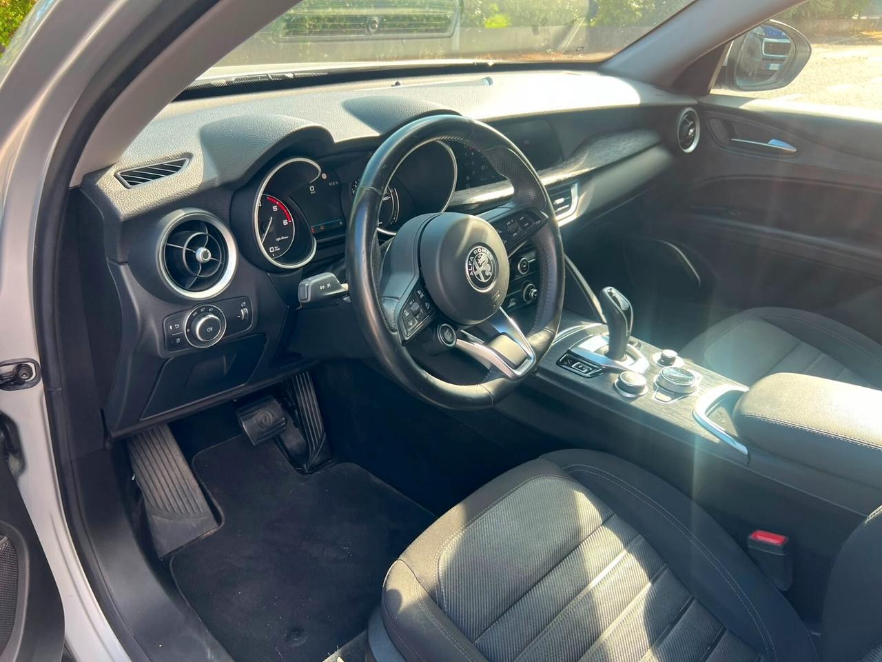 Alfa Romeo Stelvio 2.2 Turbodiesel 190 CV AT8 Q4 4x4 integrale