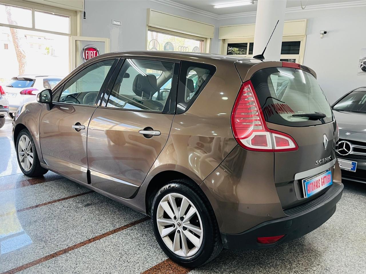 Renault Scenic X-Mod 1.5 dCi 110CV Luxe anno 2010