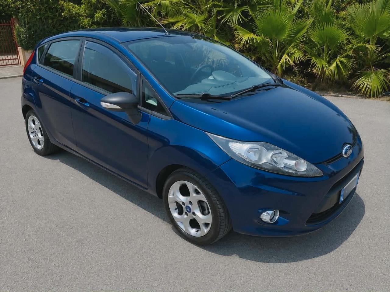Ford Fiesta 1.4 TDCi 70 CV Ikon – PARI AL NUOVO