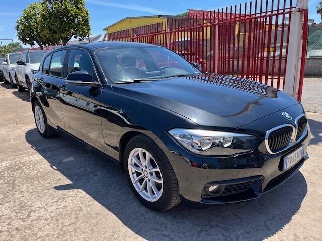 Bmw 118d SPORT LED TOT BLACK FINANZIAMENTO SENS AN