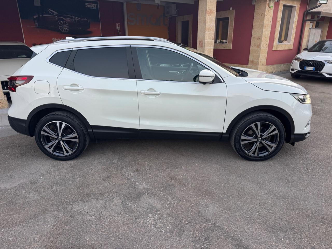 Nissan Qashqai 1.5 dCi N-Connecta tetto 360 metallizzata
