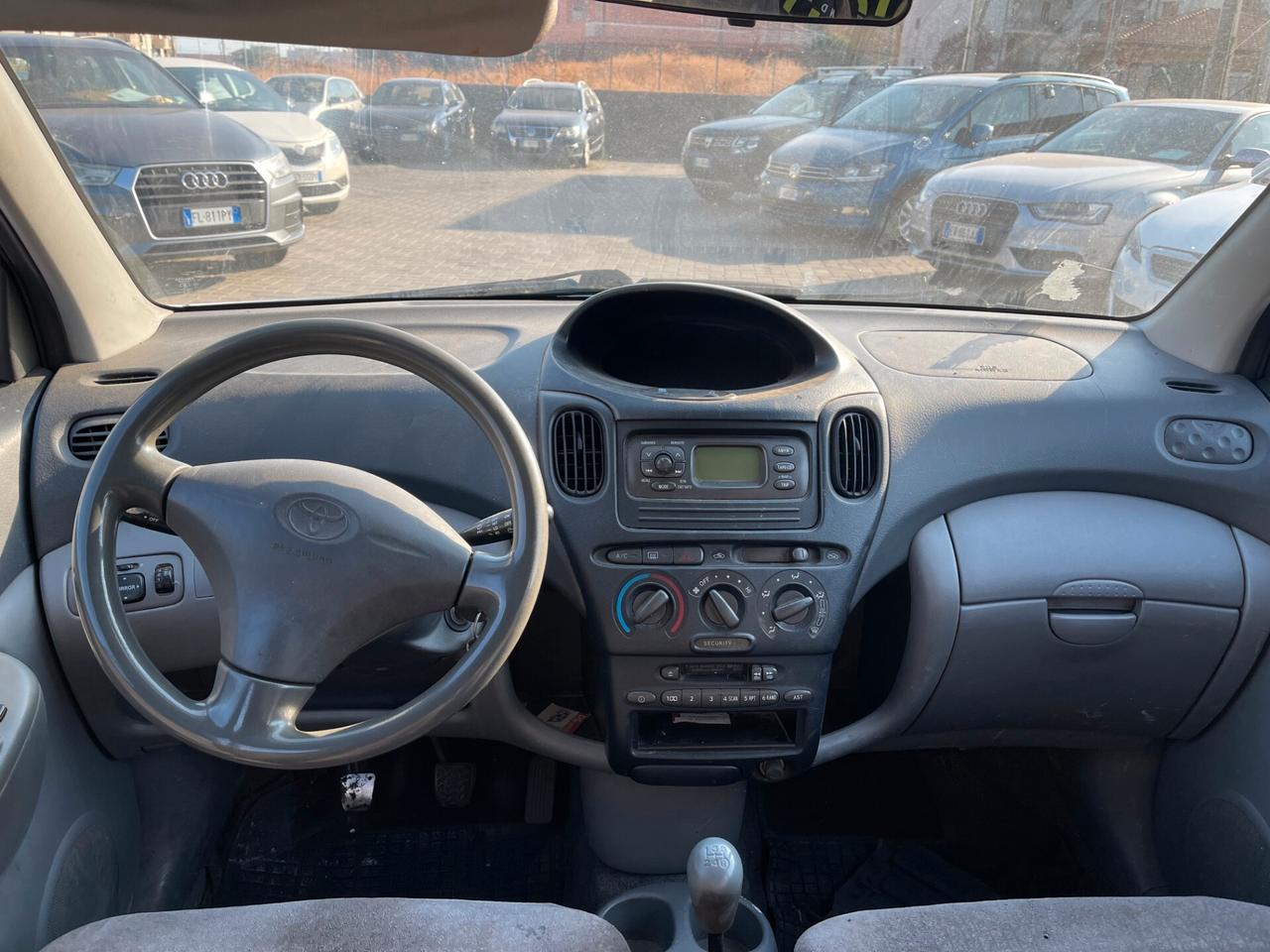 Toyota Yaris Verso 1.3i