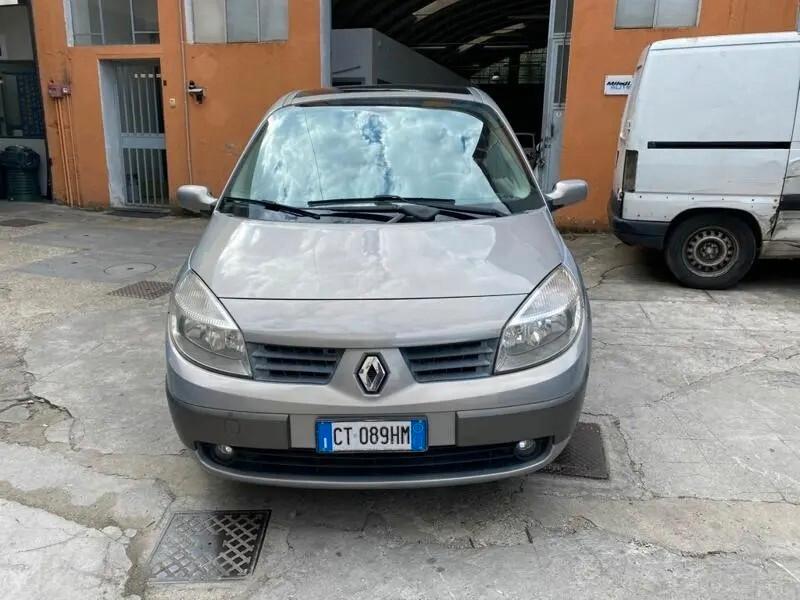 Renault Megane SCENIC