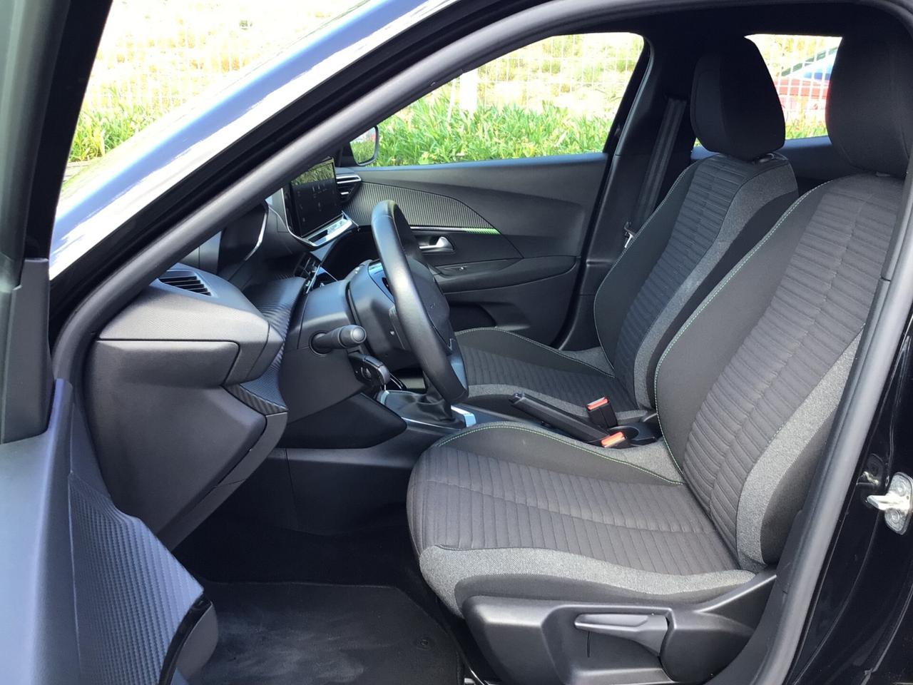 Peugeot 2008 1.2 100Cv Style