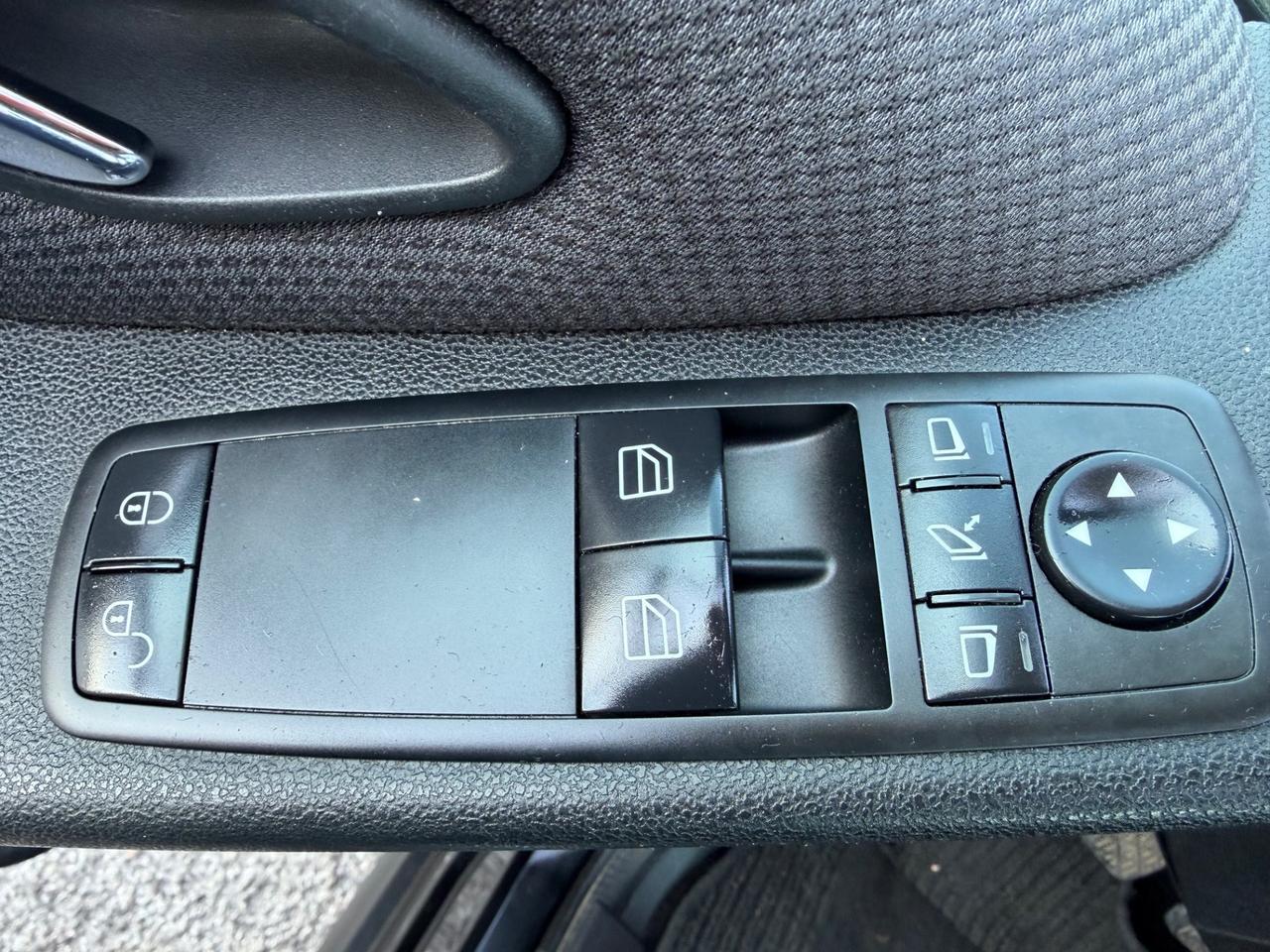 Mercedes-benz A 160 2010 BlueEFFICIENCY NEOPATENTATI