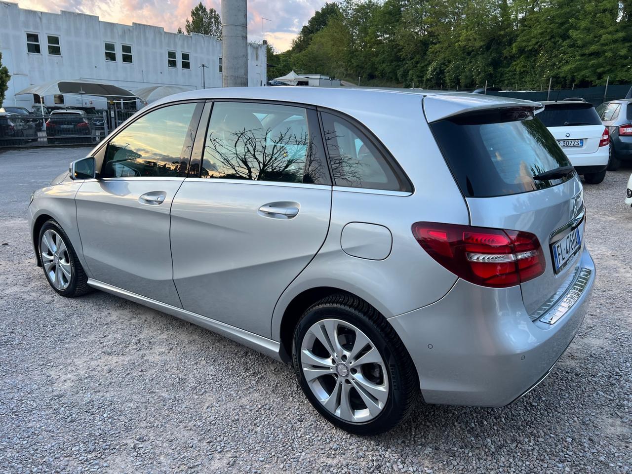 Mercedes-benz B 180 d Executive
