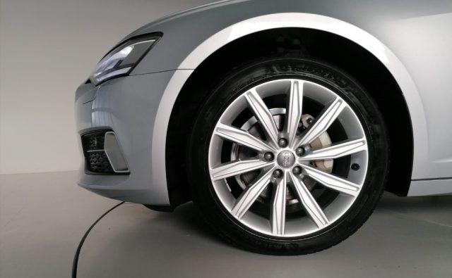 AUDI A6 Avant 40 2.0 TDI quattro Stronic Business Sport