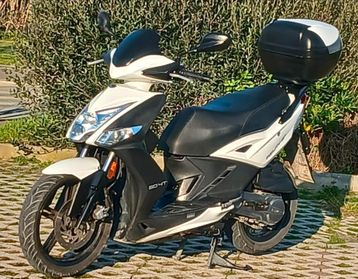 Kymco Agility 50 +16 4 tempi 0ERMUTO AUTO / MOTO