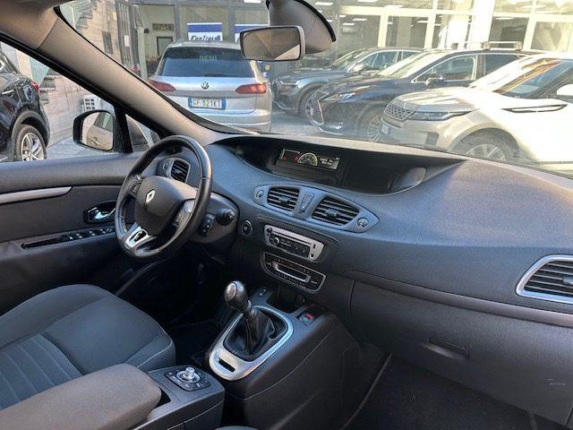 RENAULT Scenic Scénic X-MOD 1.5 dCi 110CV