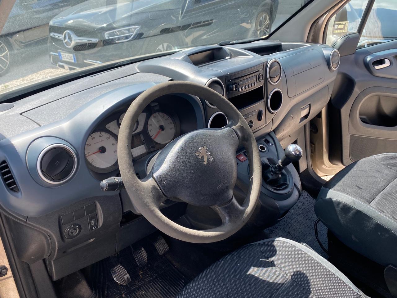 Peugeot Partner Tepee 1.6 HDi 92CV Premium GANCIO TRINO, UNICO PROPRIETARIO