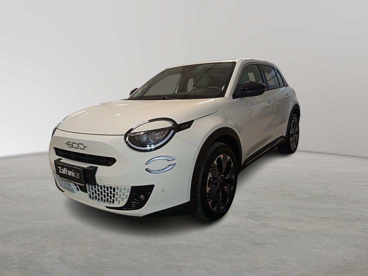 FIAT 600 (2023-->) - 600 Hybrid 110 CV DCT MHEV La Prima