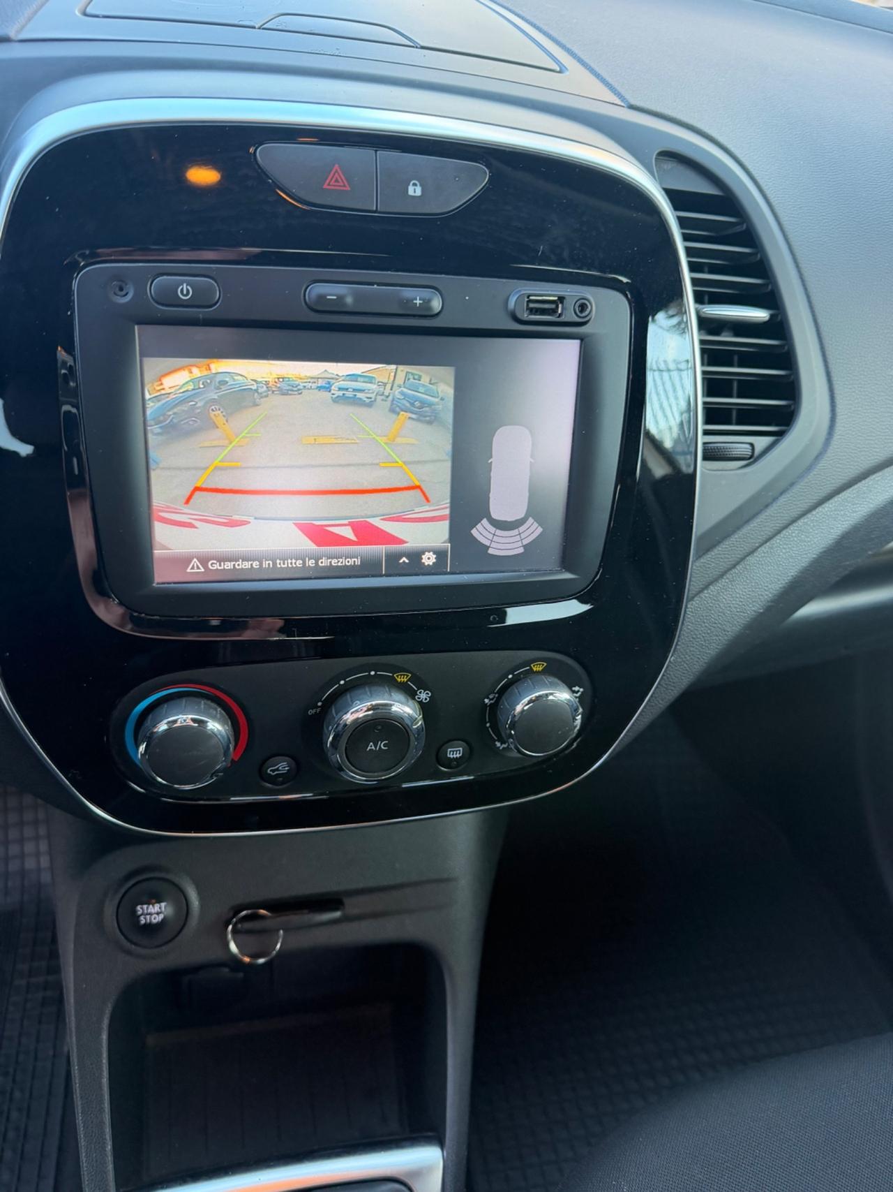 Renault Captur dCi 8V 90 CV EDC Sport Edition