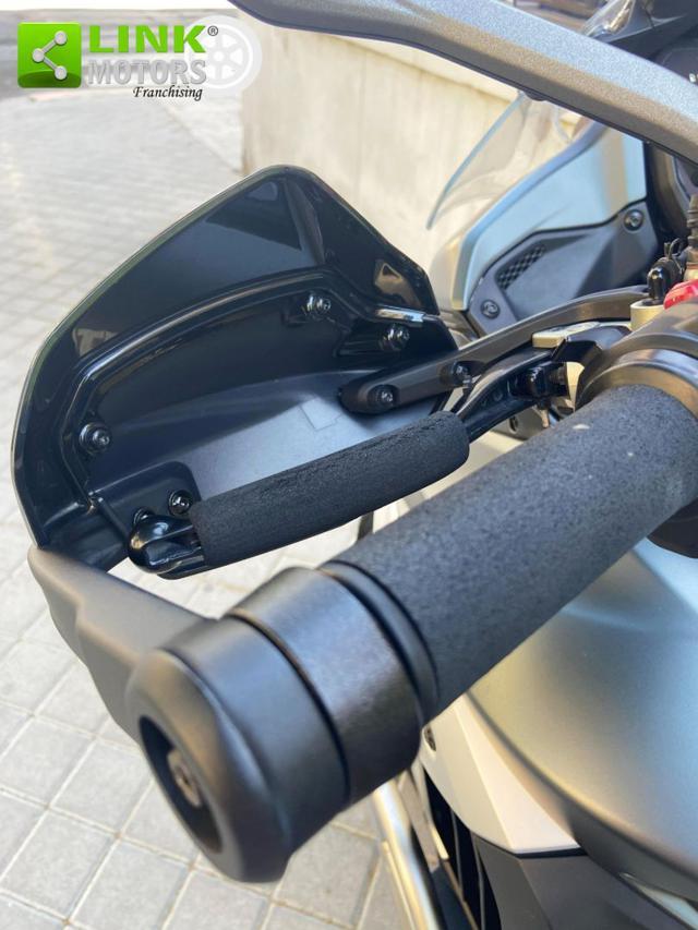 DUCATI Multistrada V4 S travel & radar