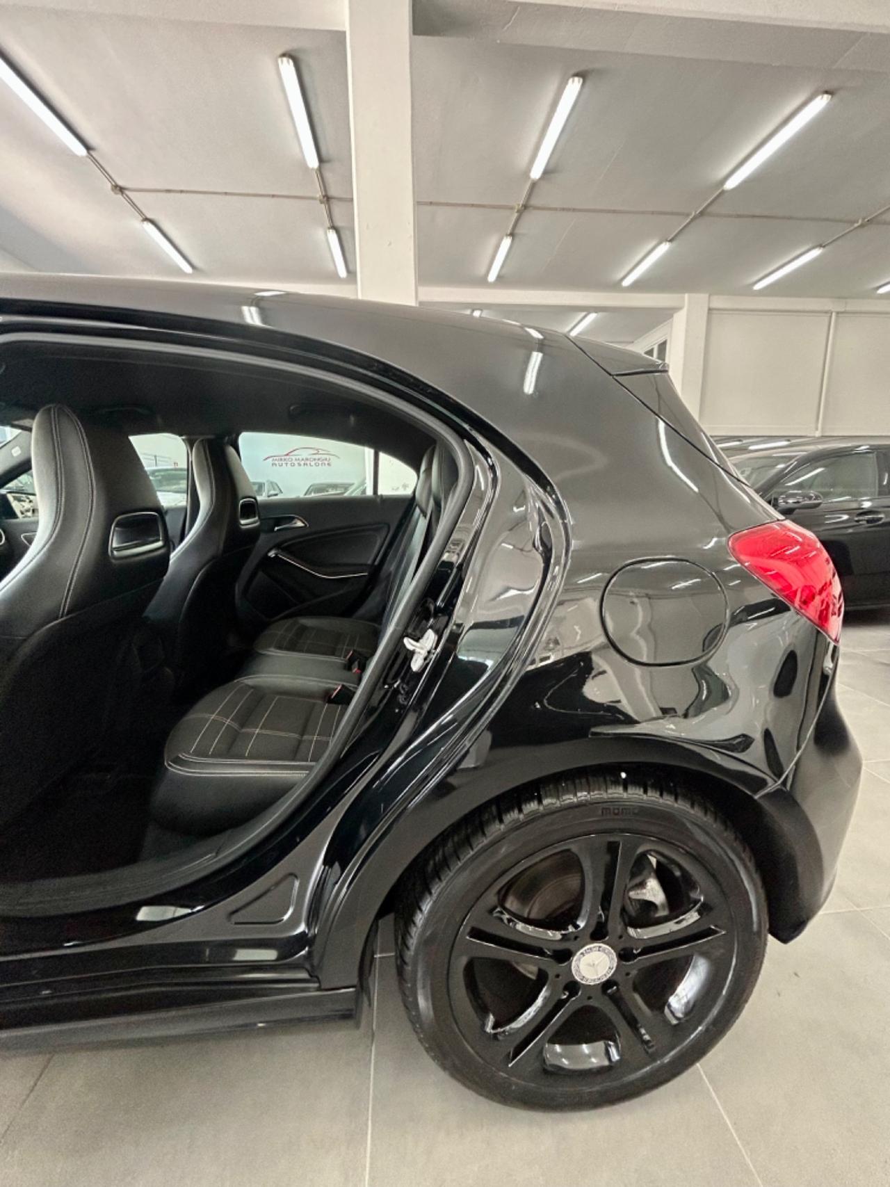 Mercedes classe A 180 d Sport DARK NIGHT finanziabile