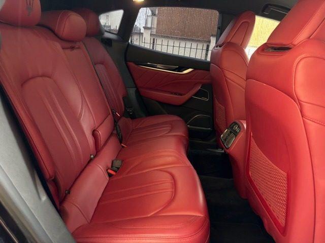 MASERATI Levante V6 Diesel AWD Gransport