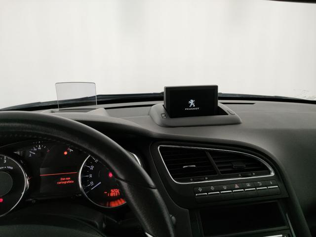 PEUGEOT 5008 1.6 HDi 115CV Business 7 Posti con Tetto