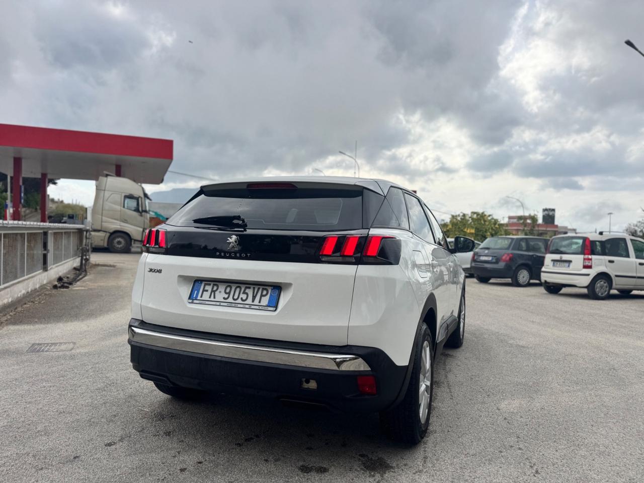 Peugeot 3008 BlueHDi 130 S&S EAT8 Allure