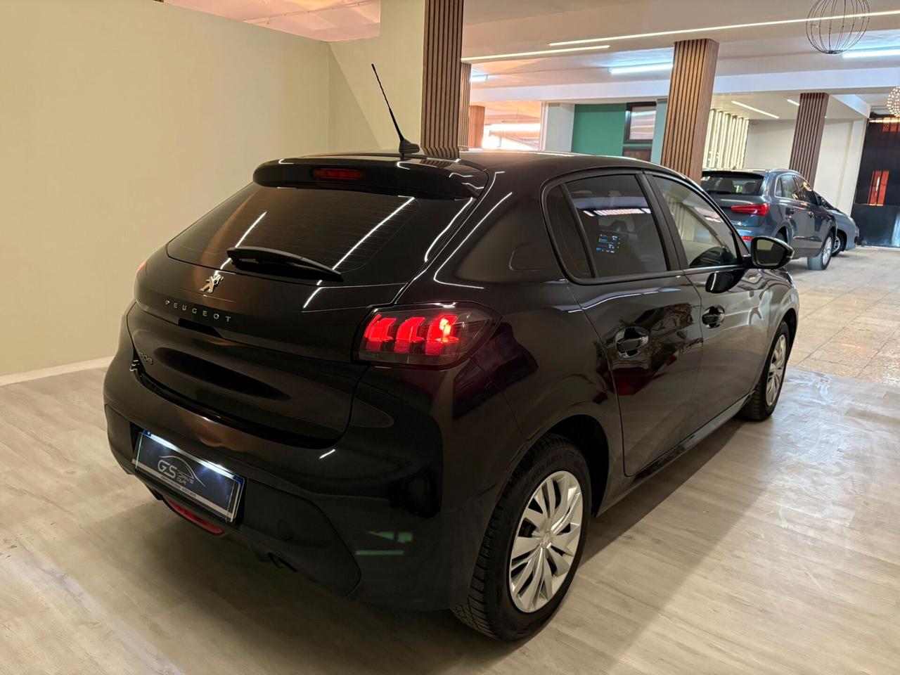 Peugeot 208 1.2cc PureTech 75cv Allestimento Allure Pack