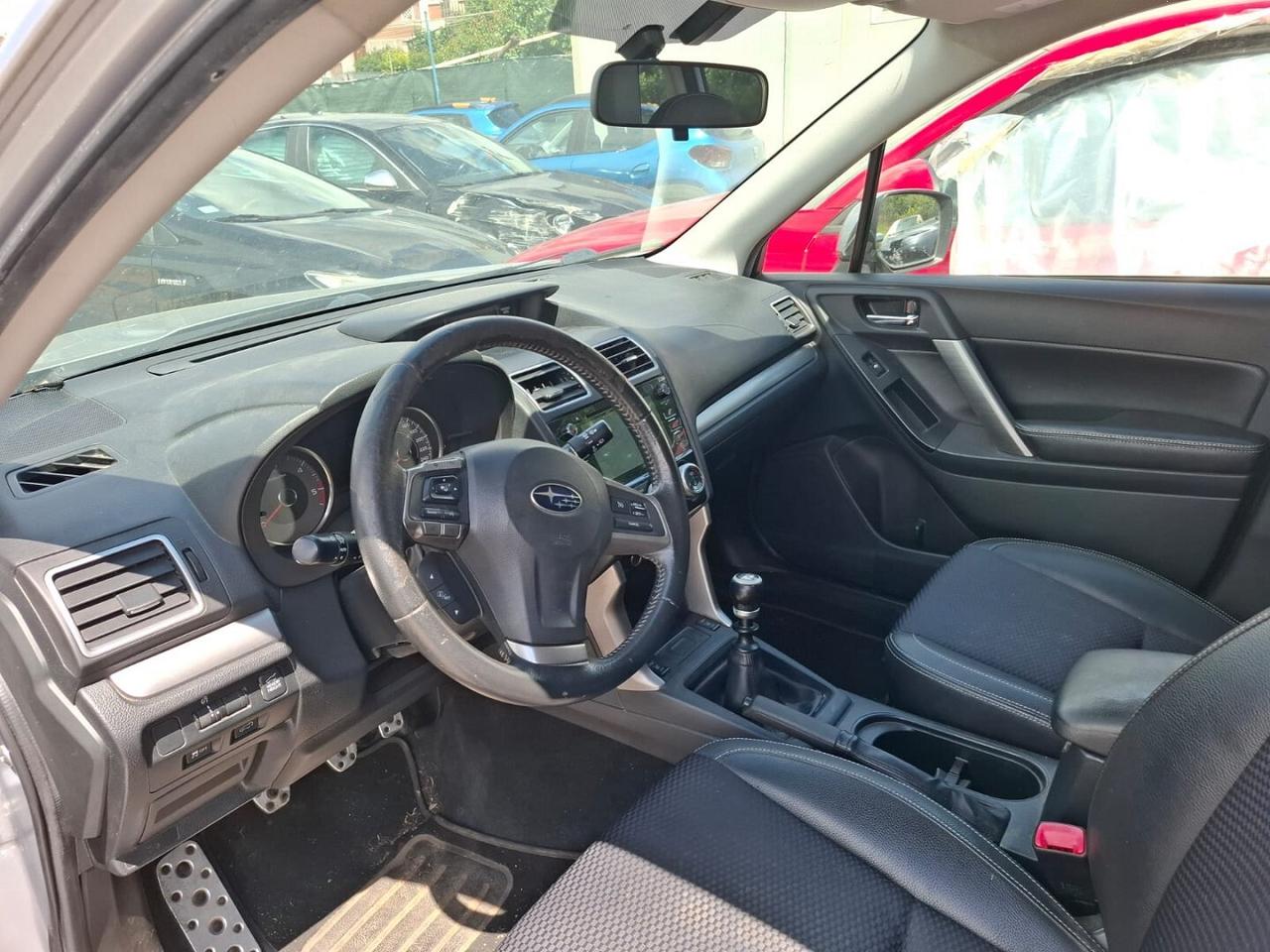 SUBARU FORESTER NO SINISTRATA MOTORE DA RIVEDERE