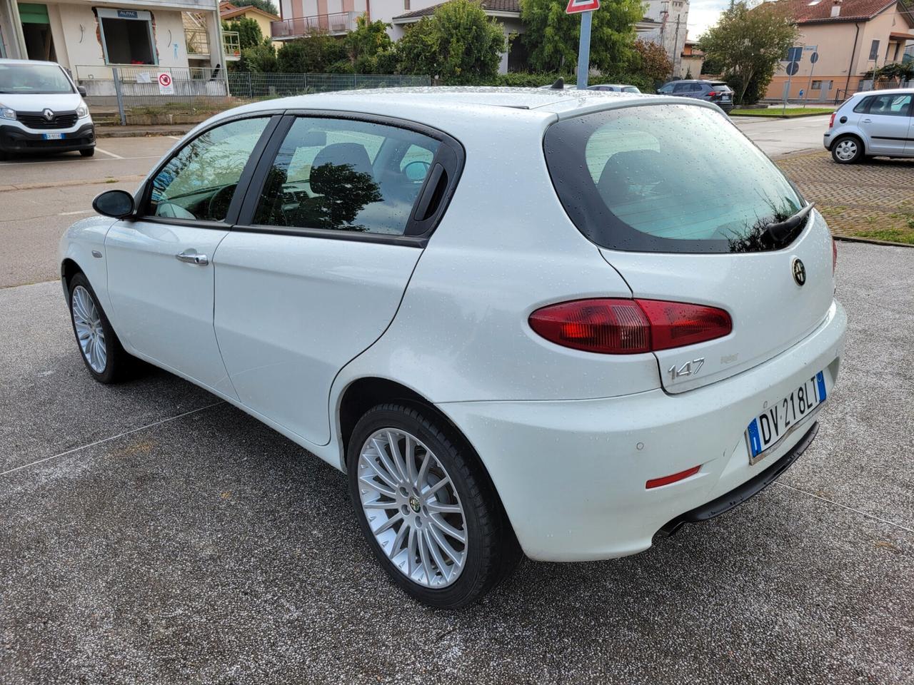 Alfa Romeo 147 1.9 JTD 120cv 5 porte