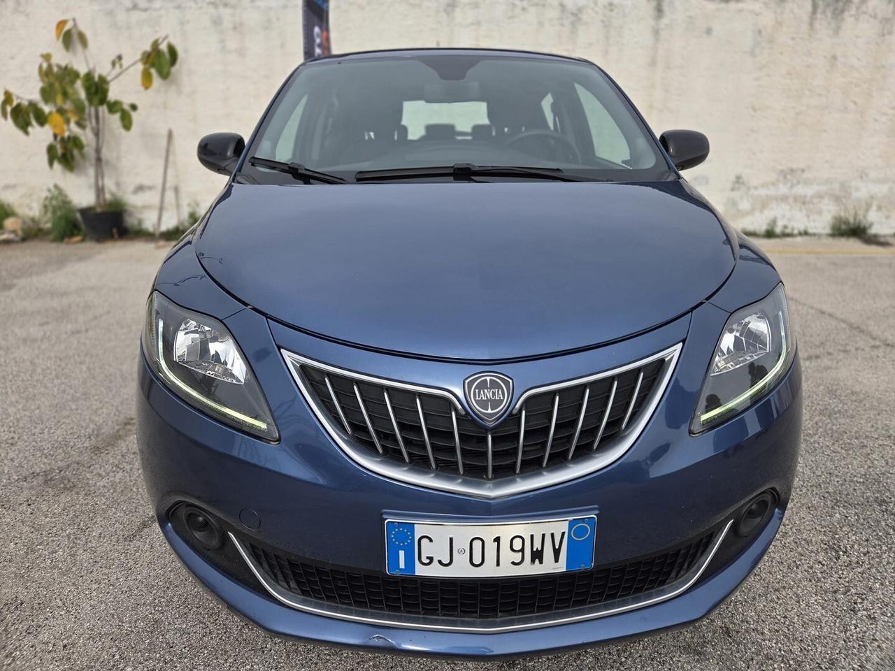 LANCIA YPSILON 1.0 5P S&S HYBRID ALBERTA FERRETTI