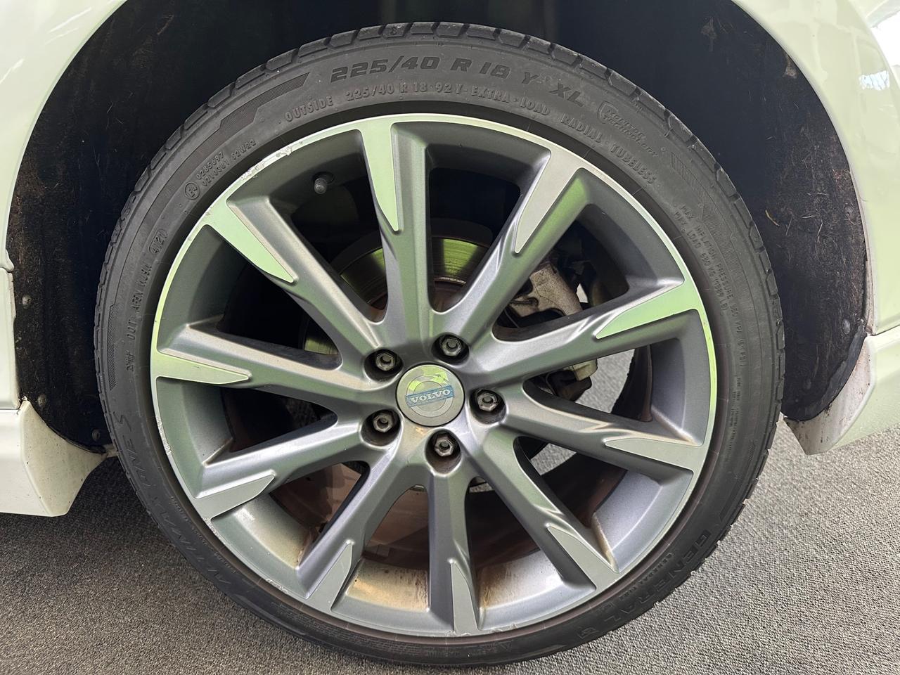 Volvo V40 2.0 D4 Geartronic R-design 177cv