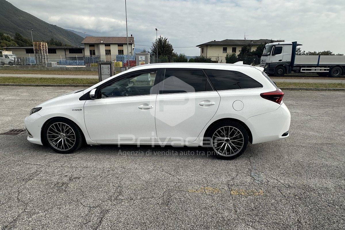 TOYOTA Auris Touring Sports 1.8 Hybrid Lounge