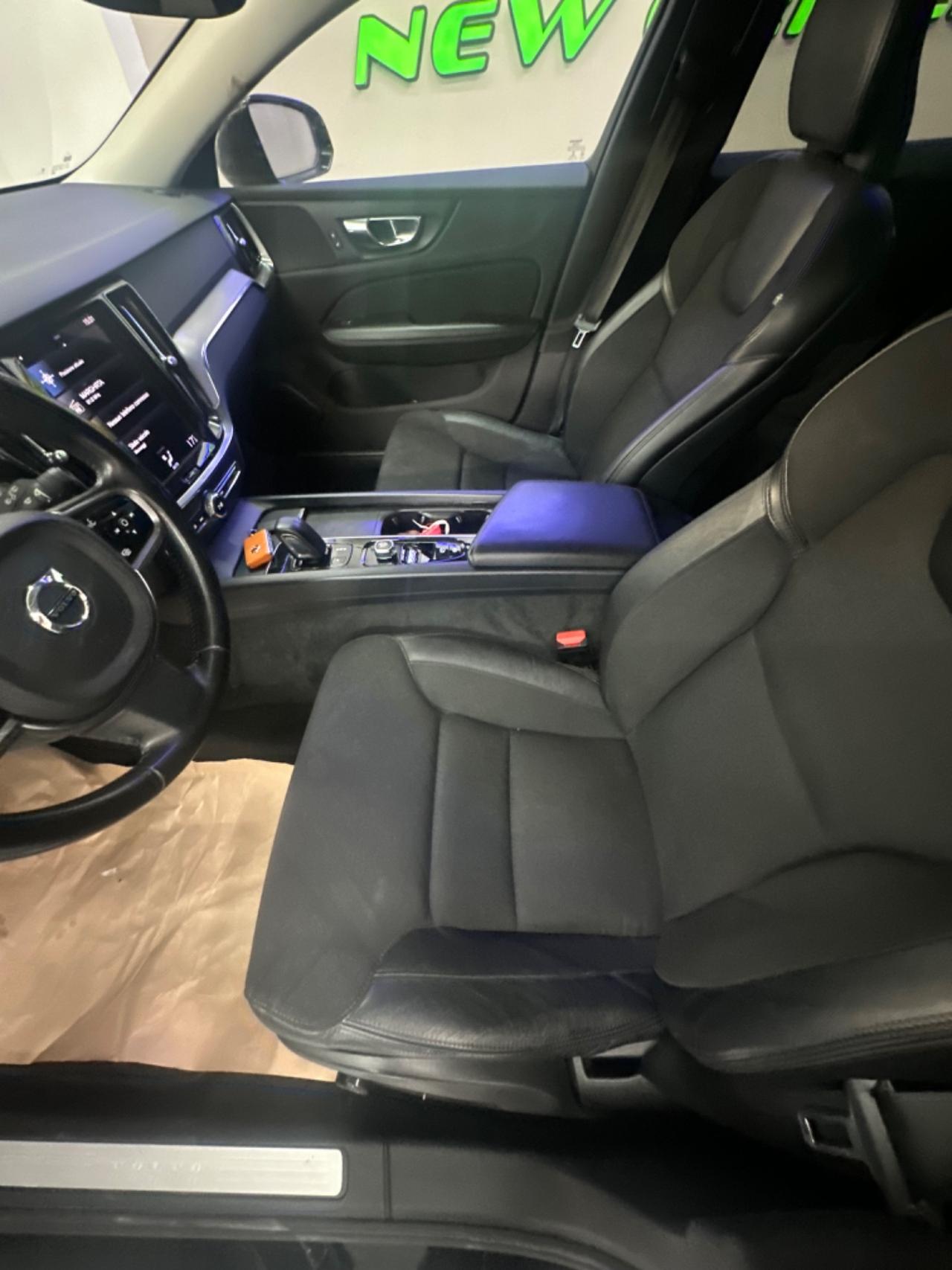Volvo V60 B5 AWD Geartronic Momentum Business Pro