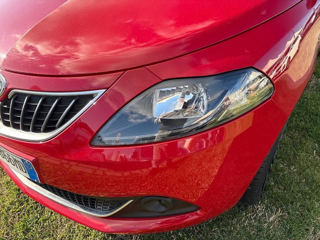 Lancia Ypsilon 1.0 hybrid Silver s&s 70cv