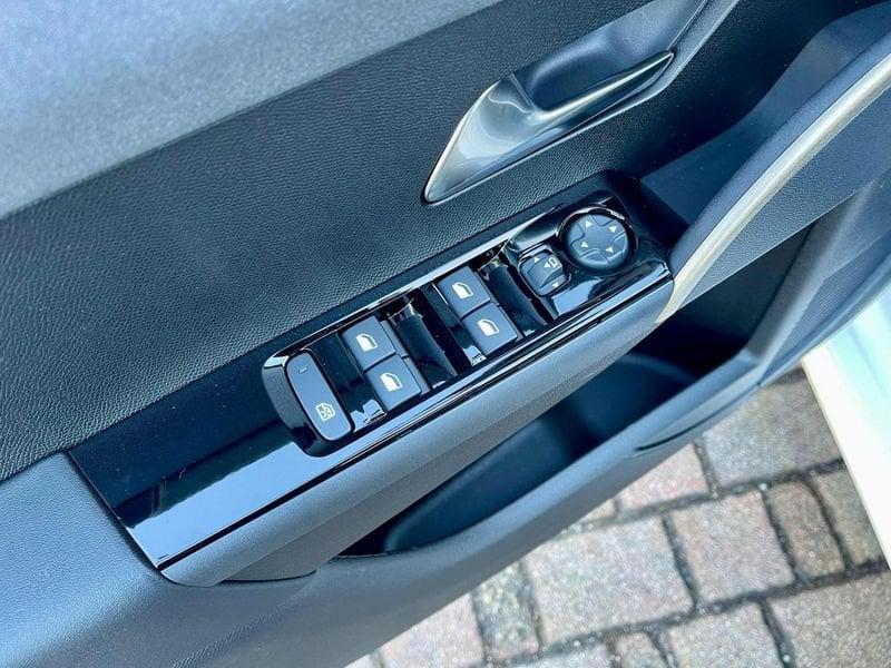 Lancia Ypsilon 1.2 Hybrid e-DCT LX - NUOVA