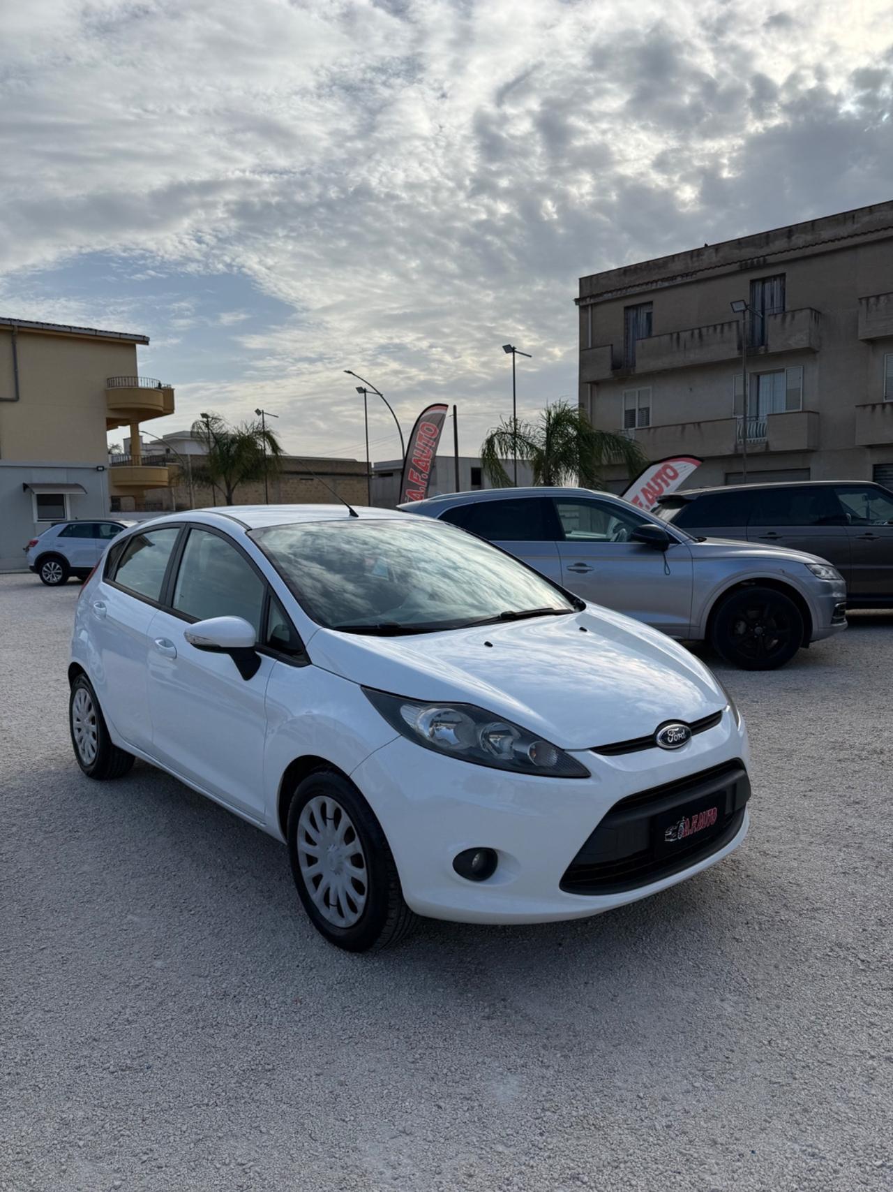 Ford Fiesta 1.4 96CV GPL 5 porte Titanium
